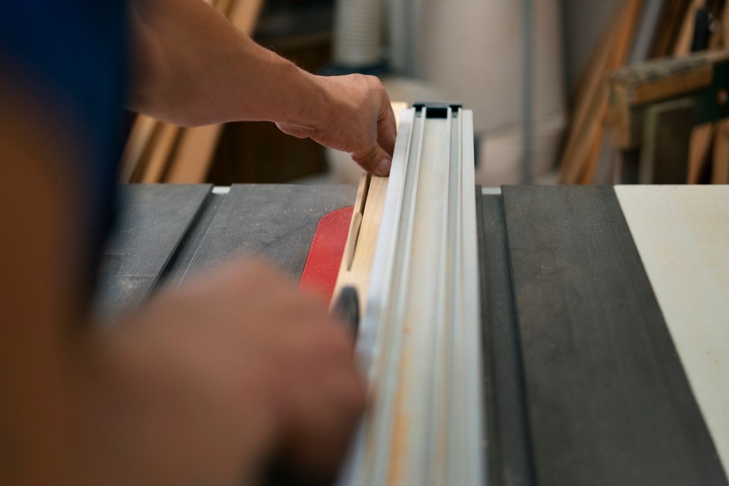 Replacement Siding When Is It Time to Upgrade Your Home’s Exterior - Elegant Exteriors of Wisconsin